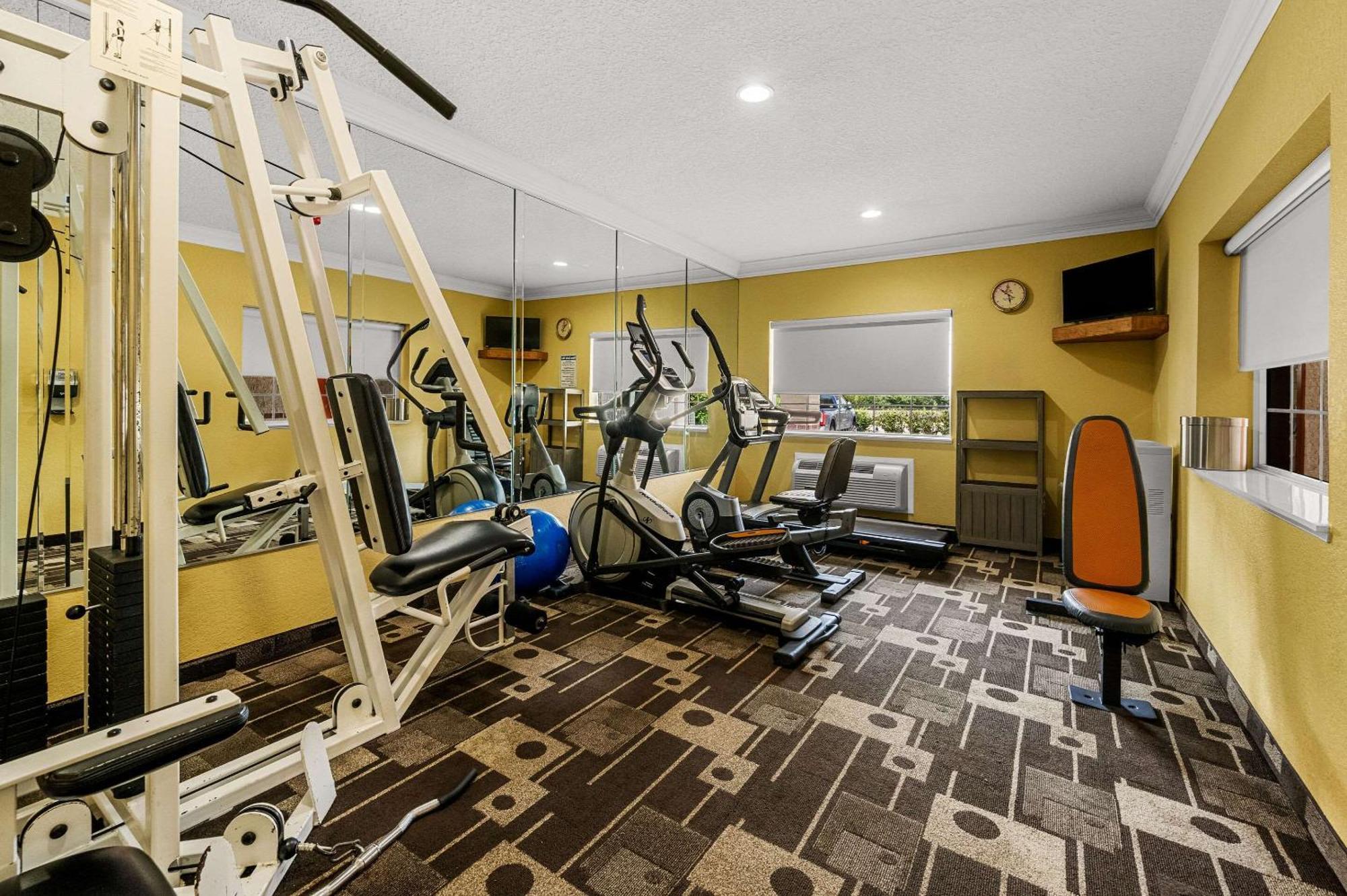 Quality Inn & Suites Cypress Extérieur photo