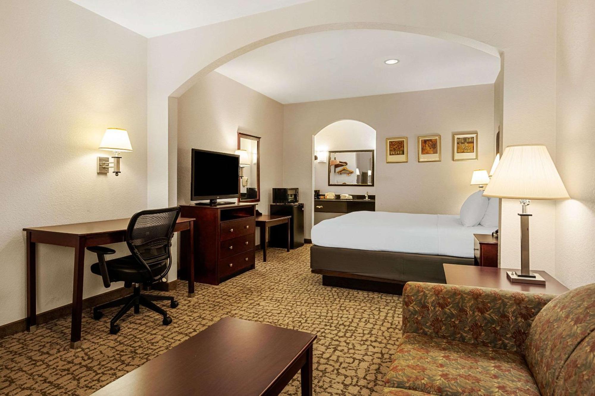 Quality Inn & Suites Cypress Extérieur photo
