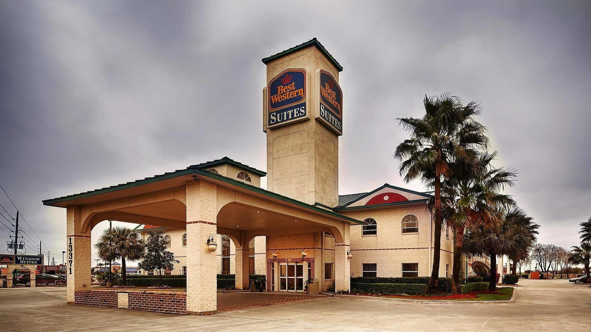 Quality Inn & Suites Cypress Extérieur photo